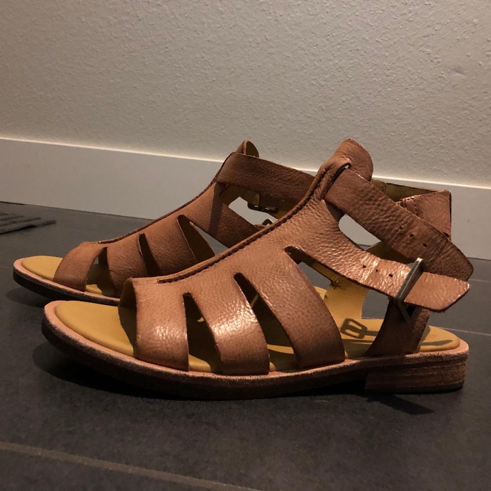 Kork-Ease Gladiator - image 5